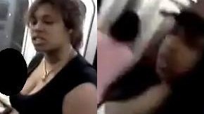 El grupo agarró a las  jóvenes  por el pelo y le robaron a una de ellas el celular.