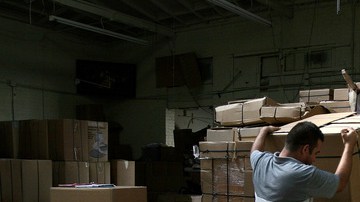 Las condiciones laborales en las bodegas de Inland Empire motivaron a  la asambleísta  Norma Torres a presentar la medida AB1855 cuyo objetivo es que los empleados de ese sector reciban el mismo trato que en otras industrias.