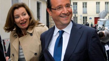 Hollande se encuentra ante las puertas de convertirse en el segundo socialista electo presidente de Francia.
