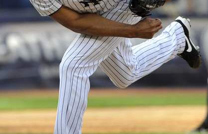El panameño Mariano Rivera ícono de los Yankees es a sus 42 años el más grande cerrador en la historia del béisbol. Recientemente batió el record de 602 juegos salvados que ostentaba Trevor Hoffman. Su humildad y su espíritu generoso lo convierten en un verdadero orgullo y ejemplo para los jóvenes deportistas hispanos.