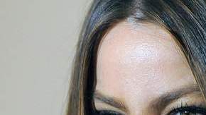 Sofía Vergara acompaña a Danny Trejo en secuela de 'Machete'.