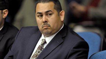 Manuel Ramos ayer en la corte de Santa Ana. Se acusa al agente de asesinato en segundo grado y homicidio involuntario.