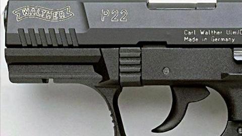 Fotografía de archivo sin fechar de una pistola Walther P22.