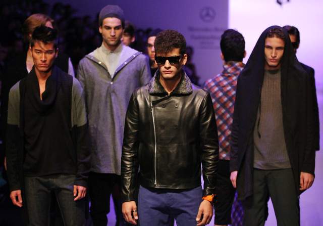 MODA MEXICANA RENACE - La Opinión