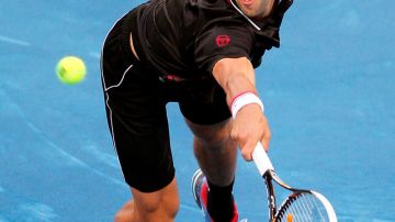 Novak Djokovic ganó con apuros en la arcilla azul de Madrid.