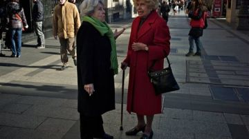 La Organización Internacional del Trabajo afirma que España debe invertir más en cuidado de ancianos.