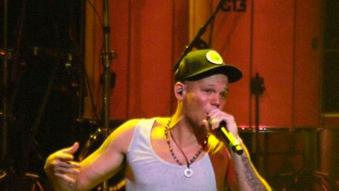 Calle 13 cerró el programa musical de la segunda feria en español, LéaLA.