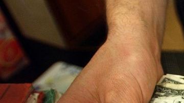 Si descubres que un reembolso estatal no te llegó, contacta a la oficina correspondiente y haz el reclamo.