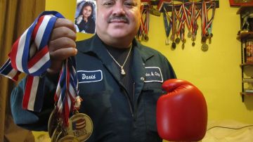 David Esparza, el orgulloso padre de Marlen Esparza, campeona de boxeo y ahora competidora olímpica por Estados Unidos.