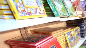 Una de las secciones más concurridas fue la de los libros para niños para quienes había numerosas opciones.