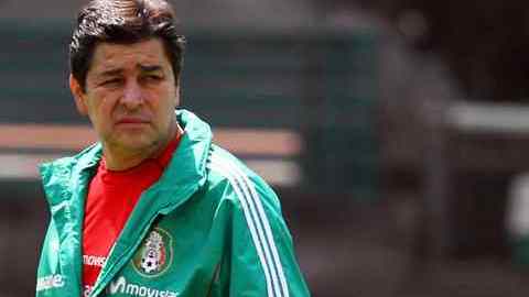 Luis Fernando Tena  dice que hay tela de dónde cortar.