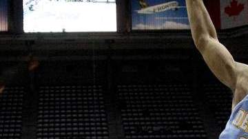 Nené Hilario (31), de Nuggets, es uno de los convocados.