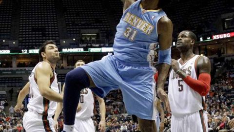 Nené Hilario (31), de Nuggets, es uno de los convocados.