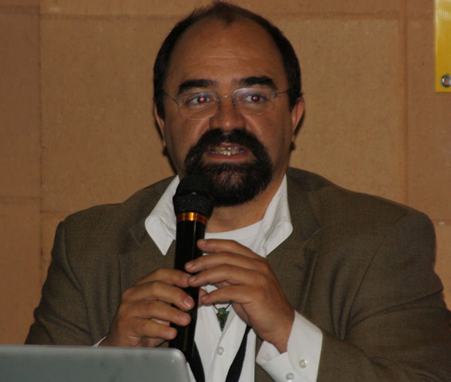 Emilio Alvarez Icaza, uno de los líderes del Movimiento por la Paz con Justicia y Dignidad de México.