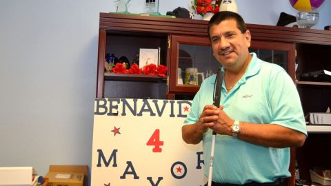 Peter Benavidez aspira a ser alcalde de Riverside.