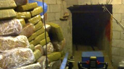 Los pasos ilegales en su mayoría cuentan con instalaciones muy avanzadas para el tráfico de drogas.