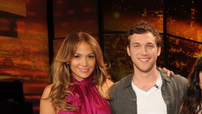 Jueces y finalistas: Jennifer López, Phillip Phillips,  Jessica Sánchez, Steven Tyler y Randy Jackson.