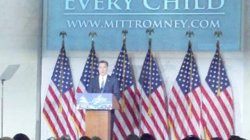 Mitt Romney durante su discurso en eledificio de la Cámara de Comercio de Estados Unidos.