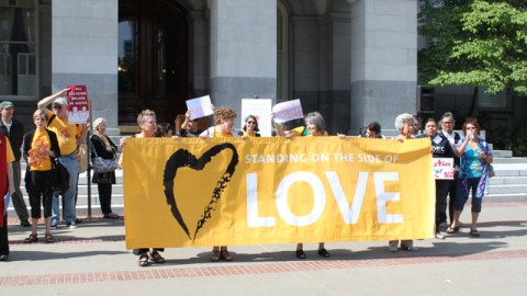 Inmigrantes de toda California llegaron a Sacramento para hacer sus peticiones.