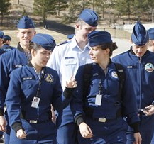 Obama se dirige a graduados de Fuerza Aérea