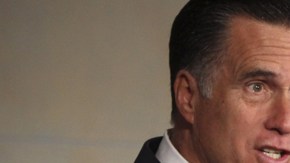 El candidato republicano Mitt Romney habló ante líderes latinos en Washington DC.