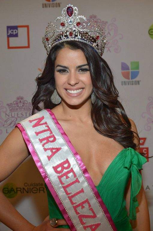 Recibir n con caravana a Nuestra Belleza Latina La Opini n