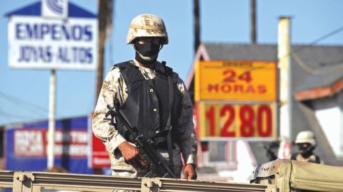 La participación de las fuerzas armadas en el combate al crímen organizado, trajo numerosas denuncias de arbitrariedades.
