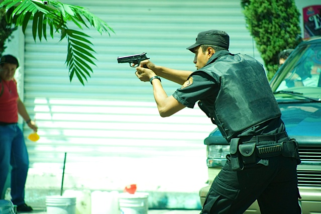 Escena de la cinta que trata la cruda realidad del  secuestro en México.
