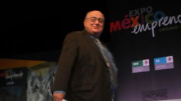 El conferencista David Konzevik, depués de su disertación en la Expo México Emprende desarrollada esta vez en Chicago.