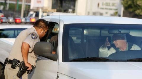 La Patrulla de Carreteras de California (CPH) reforzó los controles de tránsito para prevenir accidentes.