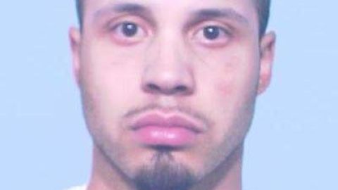 Andre Alejandro, de 22 años, deberá presentarse en corte hoy luego de ser acusado por la muerte de Iván Alanis registrada en la madrugada de ayer en Laurie's Pizza and Liquors en un vecindario al norte de la ciudad.