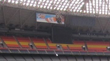 El Astrodome de Houston se encuentra muy deteriorado y casi en el abandono.