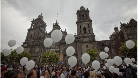 Padres, familiares y amigos de la guardería ABC, encabezaron la marcha “A tres años de luto y lucha”.