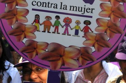 En la jornada aprobada por Naciones Unidas para cada 25 de noviembre las mujeres demandaron la creación de una ley contra la violencia de género.