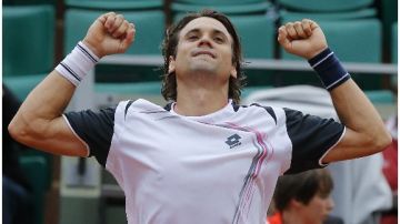 El tenista español David Ferrer accedió por primera vez en su carrera a las semifinales del segundo Grand Slam.