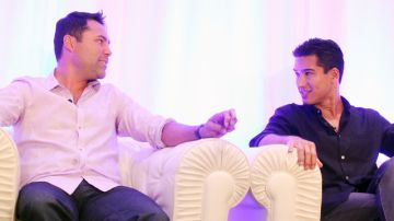 Oscar de la Hoya y  Mario López, participaron en la conferencia de 'Next generation Latinos in the US'.