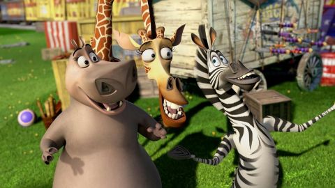 "Madagascar 3- Europe's Most Wanted", con las voces de Ben Stiller, Chris Rock, David Schwimmer, Jada Pinkett Smith y Paz Vega en la versión original, cuenta la historia de los animales del zoo neoyorquino que cierran con un periplo europeo su regreso a la Gran Manzana.