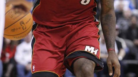 LeBron James a reivindicarse con la fanaticada de Miami.