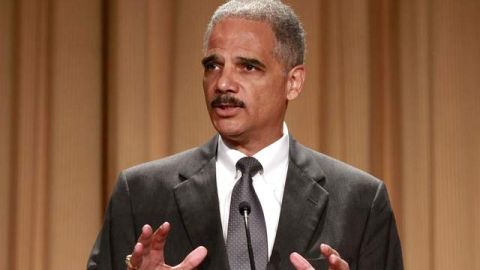 El procurador general Eric Holder, cuando hablaba a la Convención Nacional de la Liga de Mujeres Votantes.