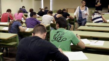 Más de 600 estudiantes indocumentados podrían beneficiarse con las nuevas colegiaturas si los nuevos aranceles de MSCD entrasen en vigor.
