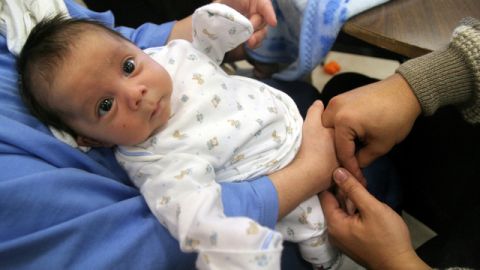 Cerca del 7 % de niños en Estados Unidos tienen como mínimo un padre indocumentado