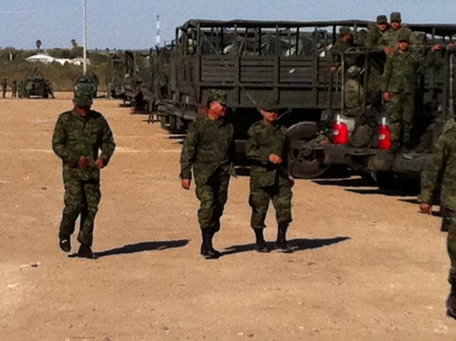 Militares mexicanos capturaron a policía 
