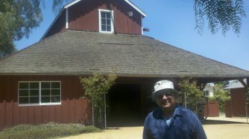 José Vásquez nació, vivió y trabajó junto con su padre en lo que es ahora el Rancho de Los Alamitos, convertido hoy en un centro cultural.