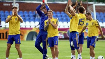Ucrania se enfrentará a Inglaterra el 19 de junio en partido del grupo D de la Eurocopa 2012.