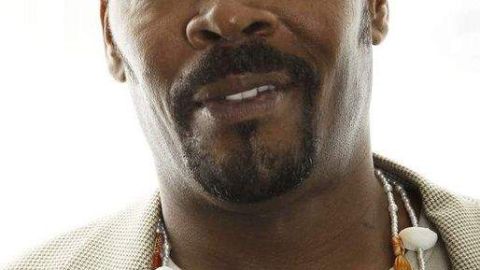 Rodney King  se volvió conocido después de que fue severamente golpeado por policías de Los Angeles en 1991.