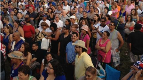 Después de 30 años de celebrar la cultura Puertorriqueña en Humboldt Park, las festividades continuaron el resto del fin de semana sin problemas.