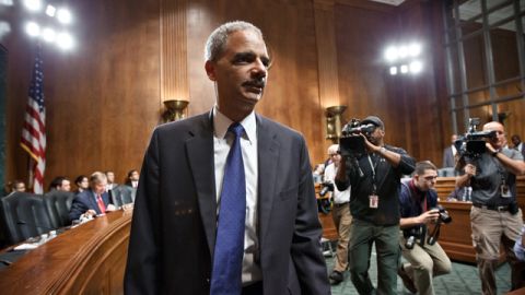 El procurador general de EEUU Eric Holder en el Capitolio.
