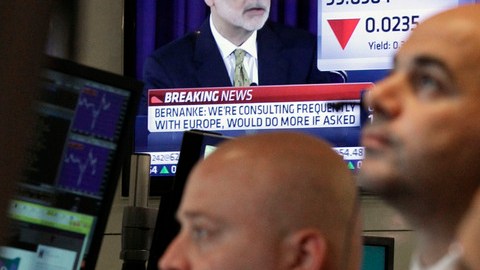 Corredores de la Bolsa esperaban el anuncio de Ben Bernanke.