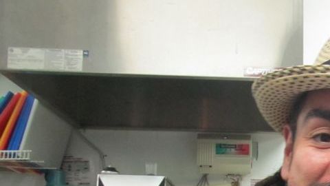 El chef mexicano Aquiles Chávez se la juega en Houston con su restaurante La Fisheria.