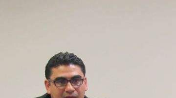 Trabajadores de limpieza de Houston se reunieron con sindicalistas de otros países y con el representante estatal Armando Walle.